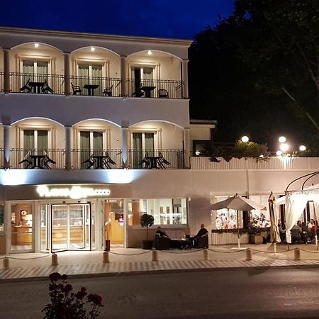 Platani Hotel Bolsena Extérieur photo