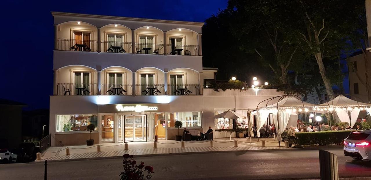 Platani Hotel Bolsena Extérieur photo