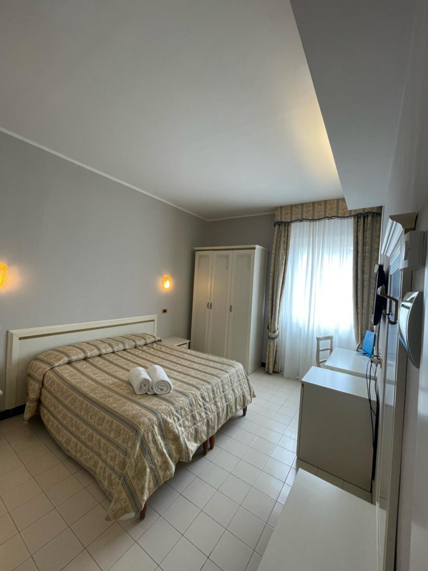 Platani Hotel Bolsena Extérieur photo