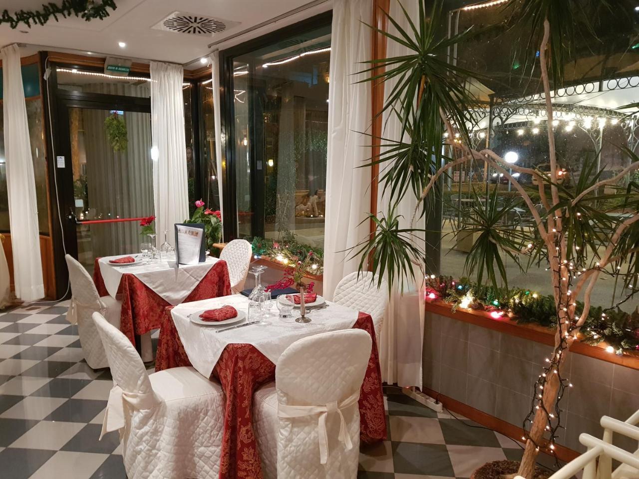 Platani Hotel Bolsena Extérieur photo